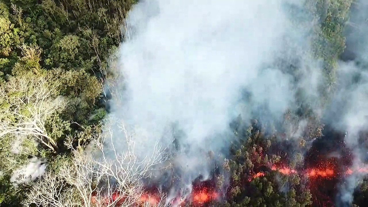 Un drone a filmé les coulées de lave suite à l'éruption du volcan Kilauea et c'est assez impressionnant !