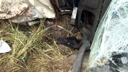 Diyarbakır’da öğrenci servisi devrildi: 2’si ağır 14 yaralı