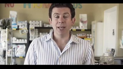 How to pick up a cat like a pro - Vet advice on cat handling