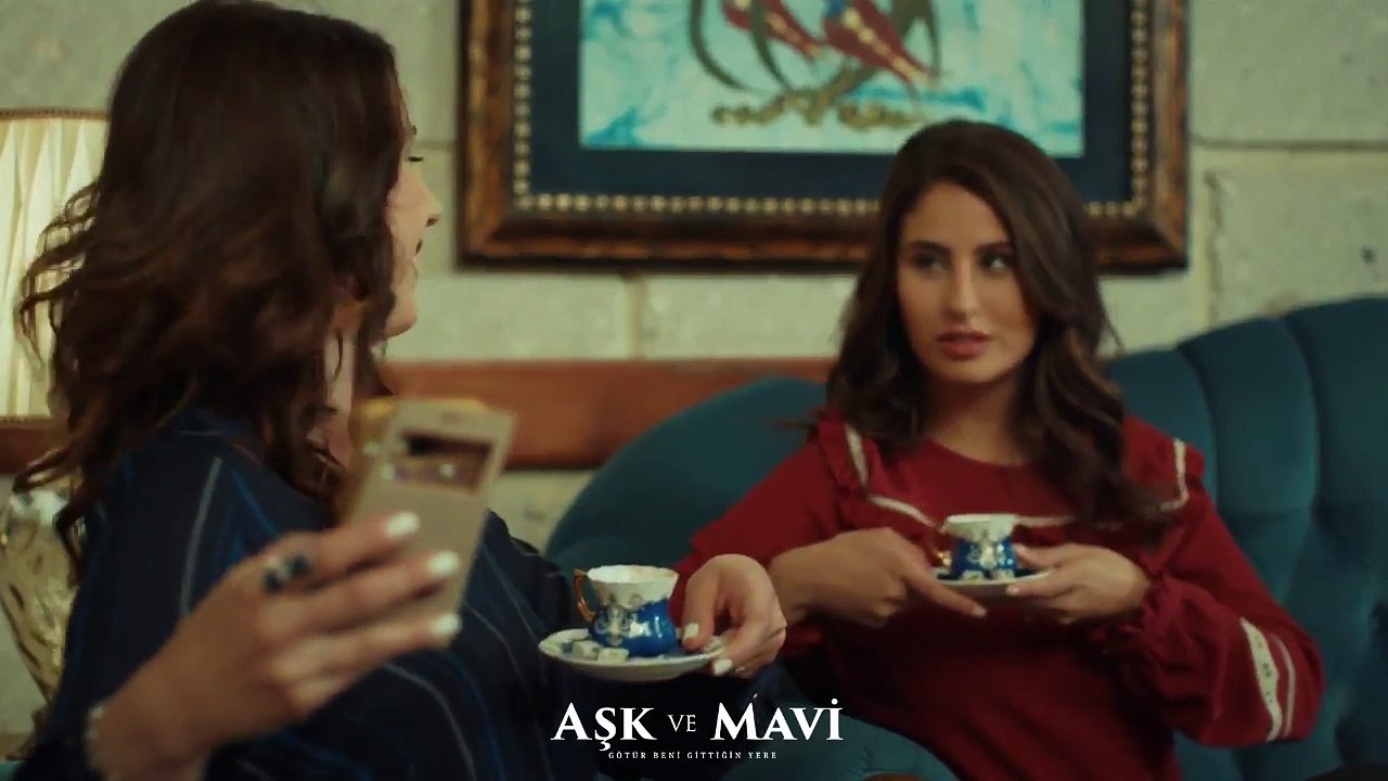 Aşk ve Mavi 64.Bölüm - Hasibe ve Safiye’nin, takipçi kazanma savaşı başlıyor!