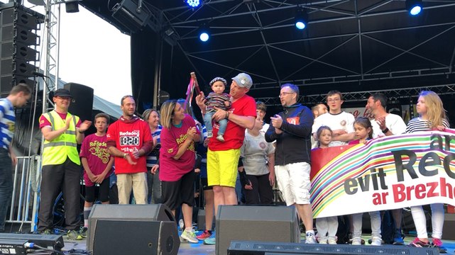 Redadeg : le bâton relais a quitté Quimper