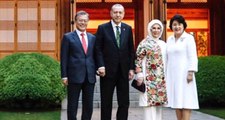 Cumhurbaşkanı Erdoğan, Güney Kore Lideri Moon'un Tweetini Paylaştı