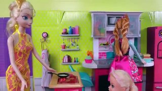 Toddler is SICK ! Elsa & Anna - CHICKENPOX - The other PRETENDS ? Whos really sick ? Doctor Barbie