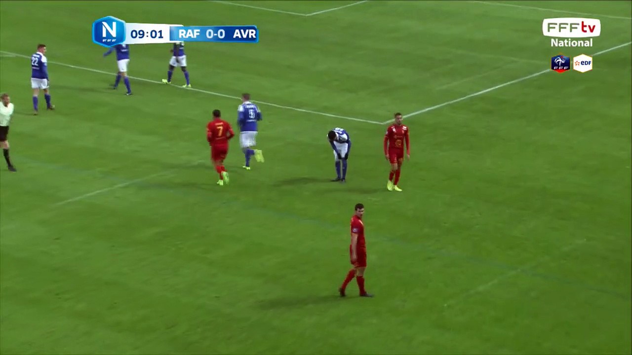Coup franc joué rapidement!
