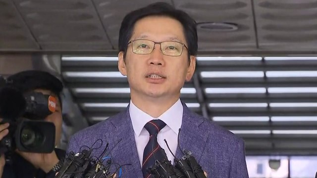 김경수 밤샘 조사 마쳐…'댓글 의혹' 적극 해명 / YTN