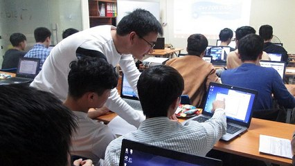 Học lập trình C hiệu quả cho người mới qua video của Stanford