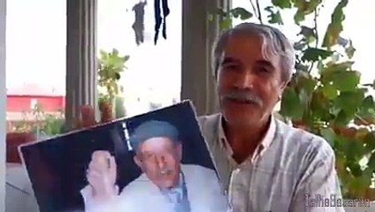 Babasının yıllar sonra fotoğrafını görüp küçük bir çocuğa dönüşen abimiz. Ailenizin kıymetini bilin beyler.