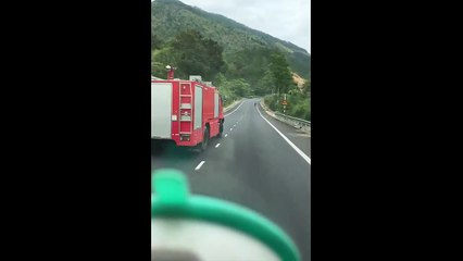 Tai nạn kinh hoàng, 2 xe đầu kéo đấu đầu trên đèo Mang Yang, 2 người chết cháy trơ xương 05-05-2018