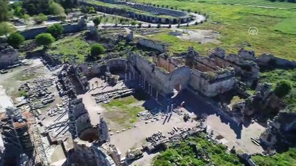 'Perge, 2020'de tüm ihtişamıyla ayağa kalkacak'- ANTALYA