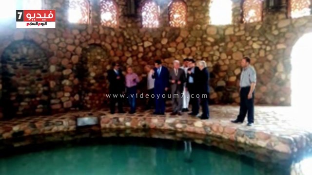 عمدة مدينة هيفيز بالمجر ومحافظ جنوب سيناء يتفقدان حمام موسى