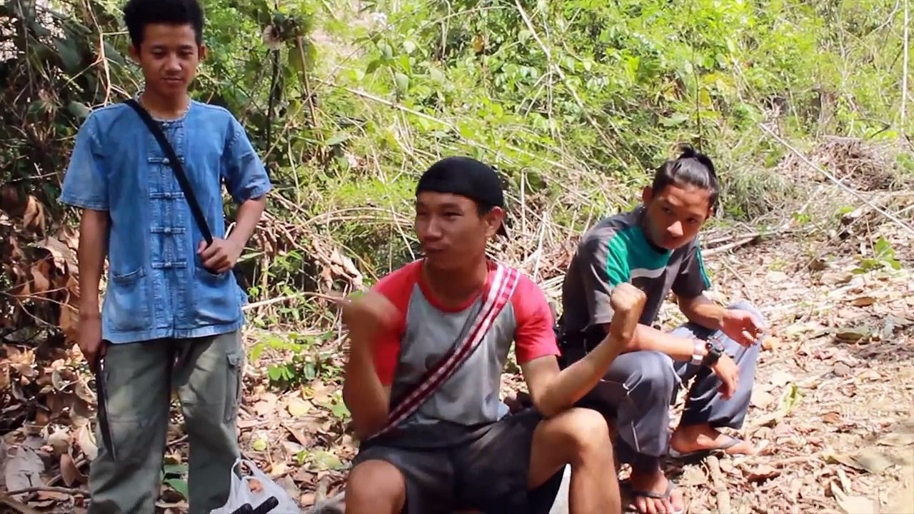 "สร้างบ้านบนต้นไม้"ในป่าลึก เอาชีวิตรอด 48 ชม.