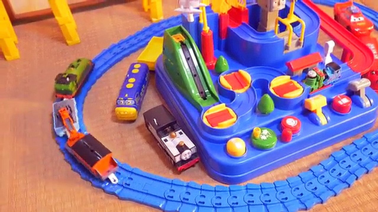 プラレールゲイター&プラレールマリオン☆きかんしゃトーマスおもちゃ Gator & Marion Thomas & Friends Toys