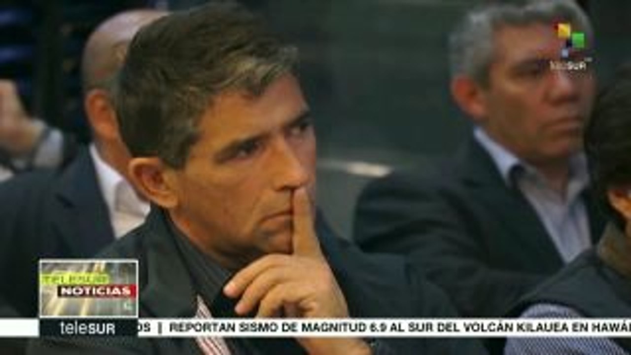 teleSUR noticias. Ecuador: homenaje a Néstor Kirchner