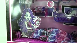 Monster High Spectra Vondergeist Floating Bed Set Toy Review, Mattel