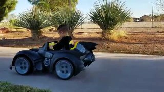BATMAN Power Wheels Ride On for Kids 6V Batmobile Unboxing & Play