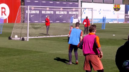 Entrenamiento de Coutinho antes de El Clásico