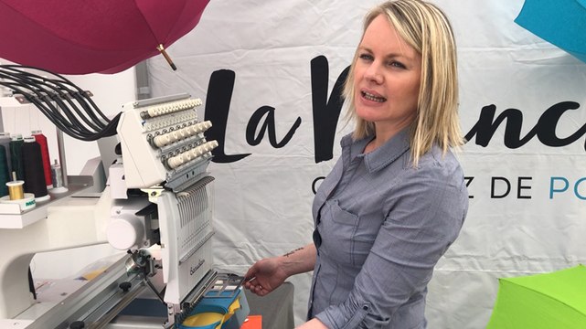 Atelier de personnalisation de parapluies