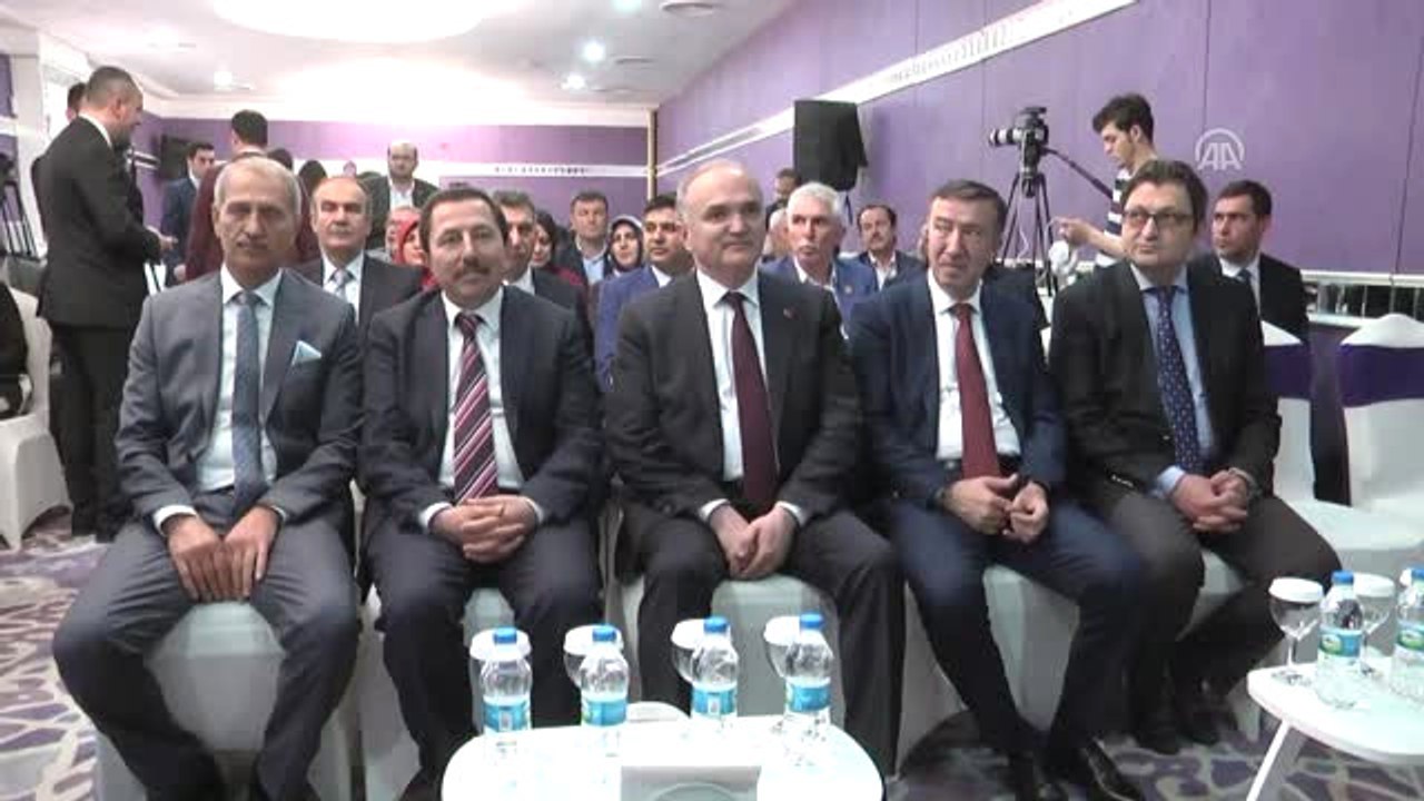 Bakan Özlü: "Türkiye'nin Dijital Dönüşüm Yol Haritası Hazır"