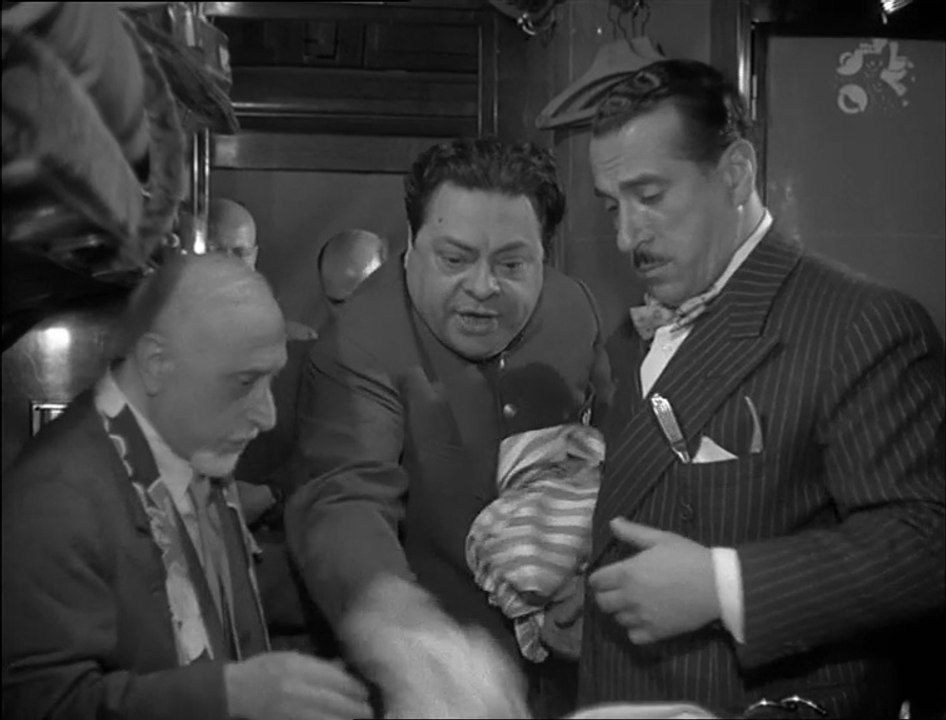 Signori in Carrozza! (Film Completo -primo tempo) con Aldo Fabrizi e Peppino De Filippo