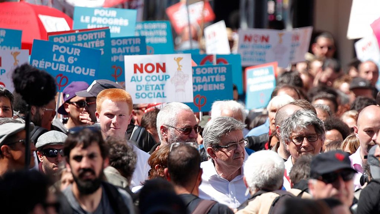 Paris: Zehntausende demonstrieren gegen Macrons Reformpolitik