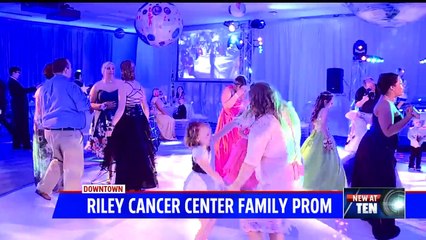 Children`s Hospital Throws Prom for Sick Kids and Their Families