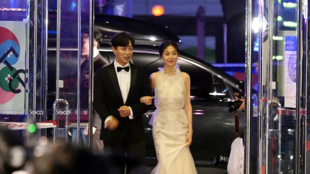 180503 Yoon Doo Joon & Baek Jin-hee at 54th Baeksang Arts Awards 2018 Red Carpet