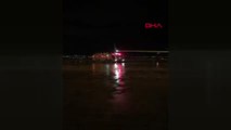 Erzurum Havalimanı'nda Korkutan Olay Uçağın Motorundan Alev Uzadı