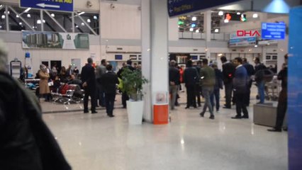 Erzurum Havalimanı'nda Korkutan Olay Uçağın Motorundan Alev Uzadı