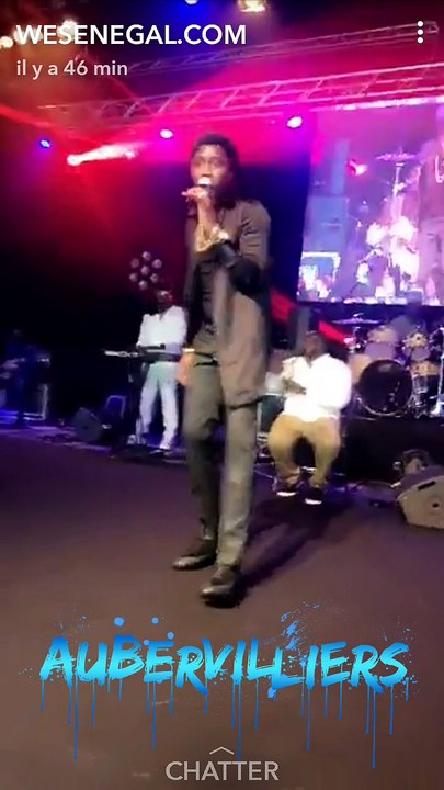Regardez l'entrée de Wally Seck au Dock Pullman rempli de fans
