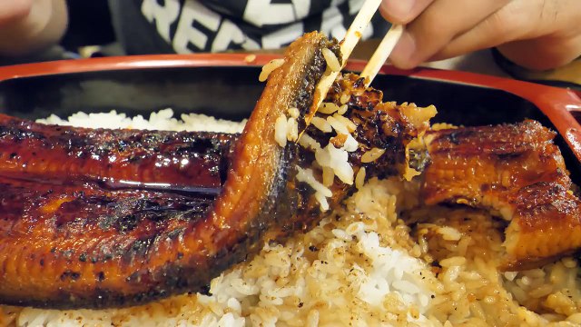 Japanese Street Food Tour in Tokyo, Japan - AMAZING Street Food + BEST BBQ Wagyu Beef Steak in Tokyo