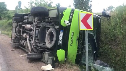 Halk Otobüsü Devrildi: 1 Yaralı