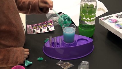LA FABRIQUE À SLIME ! ON FABRIQUE NOTRE SLIME !! • Studio Bubble Tea