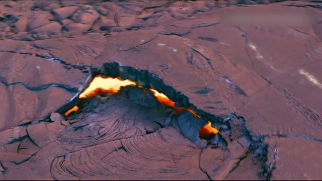 'Lava flow is unpredictable': Thousands evacuated after Hawaii's Kilauea volcano erupts
