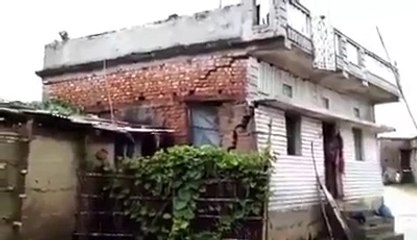 Building falling down in heavy Rain...!!!!