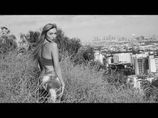 Song "You got everishing right" by Veronika MIndal