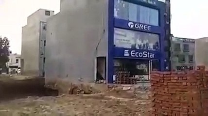 Leaked Video of Building collapse in Bahria Lahore