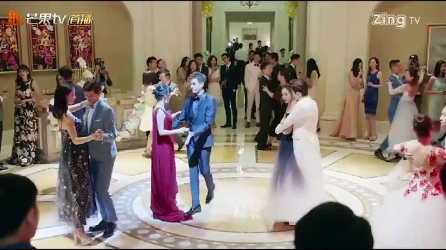 Thế giới này chỉ cần cô ấy xuất hiện, trong mắt anh chỉ có mình cô ấy.Thế giới này chỉ khi nhìn cô ấy anh mới dùng ánh mắt ôn nhu nhất của mình...#Huyền_Của_Ô