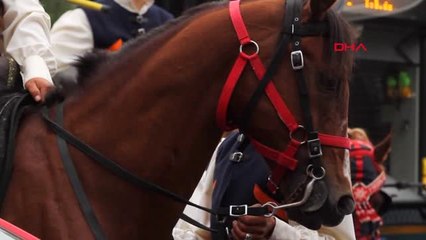 Mecidiyeköy'de Atlı Cirit Ekibi Şaşkınlığı