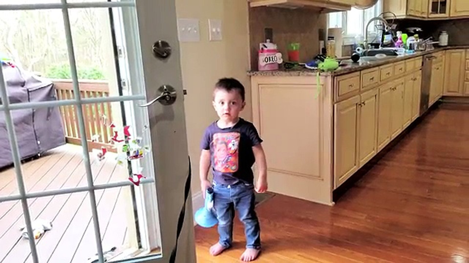 ⁣KIDS LEARNING CHINESE w- FUNnel Vision + Who gets Braces Vlog- (Chinese Song & Handshake)