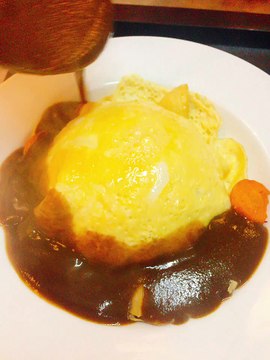 Curry with egss cơm cari với trứng chiên