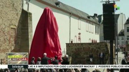 China obsequia a Alemania estatua de Karl Marx en su bicentenario