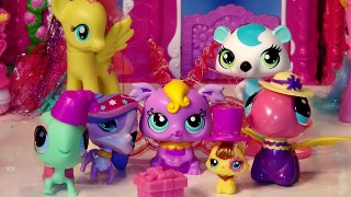 Little Pet Shop 5 Play Doh Surprise Eggs in My Little Pony Land ,Cotton Candy Cafe with Spiderman
