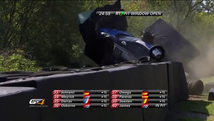 GT4 Brands Hatch 2018 Race1 Van Der Ende Massive Crash