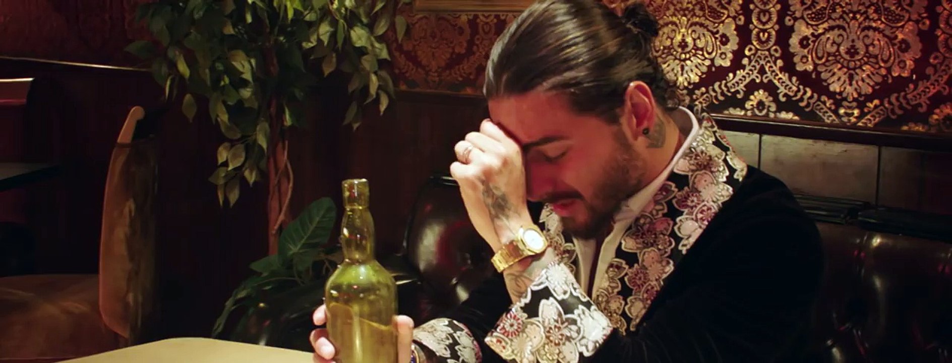 Maluma - Marinero (Official Video)