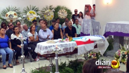 Emoção e lágrimas marcam sepultamento do ex-secretário da prefeitura Rodrigo Gurgel