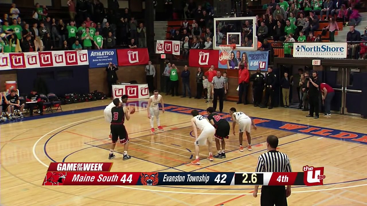 Panier de basket à travers tout le terrain à la dernière seconde d'un match !