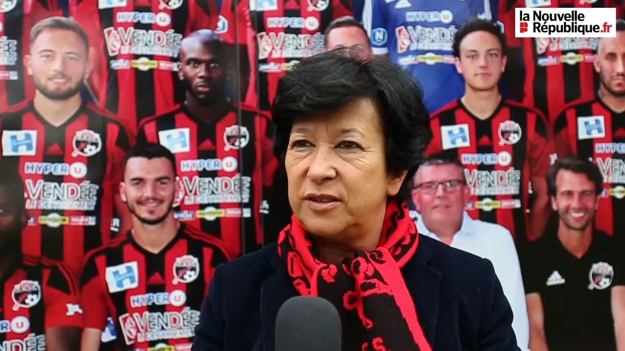 VIDÉO. La ville des Herbiers se pare de rouge et noir avant la finale contre le PSG