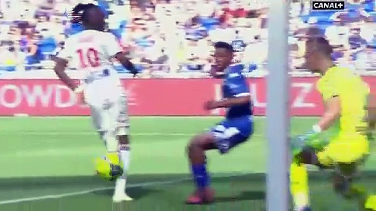Buts Lyon 3-0 Troyes  résumé OL - ESTAC / Ligue 1