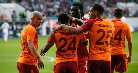 Galatasaray'da Feghouli Cezalı Duruma Düştü