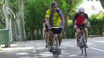 Alpes-de-Haute-Provence : 150 cyclotouristes arpentent les routes de la région de Manosque